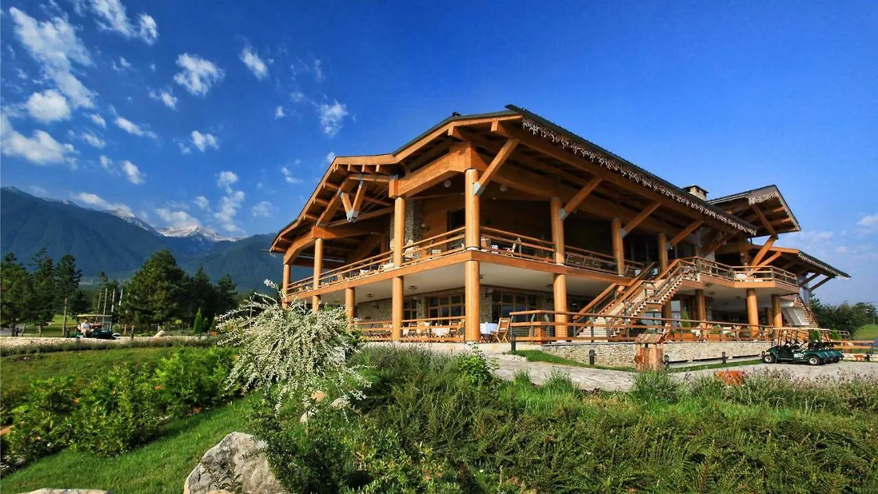 Private Villa In Pirin Golf Bansko Vakantiehuis